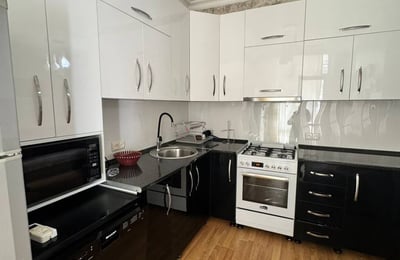 Apartamento acogedor amueblado en alquiler, Batumi, Georgia