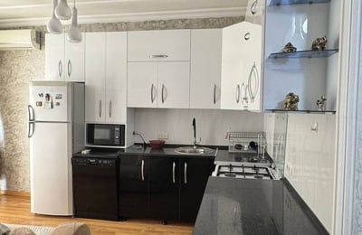 Apartamento acogedor amueblado en alquiler, Batumi, Georgia