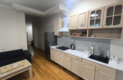 Аренда просторной, современной квартиры 90м², Батуми, Грузия