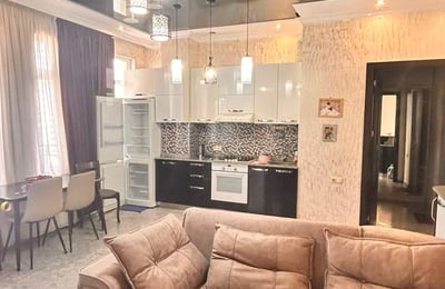 Appartement moderne 65m² à louer, Batoumi, Géorgie