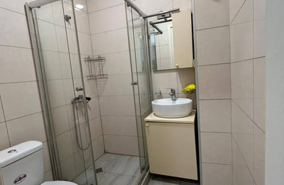 Estudio compacto y moderno 32m² en alquiler, Batumi, Georgia
