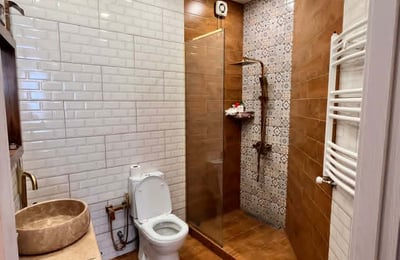 Appartement spacieux et moderne 80m² à louer, Batoumi, Géorgie