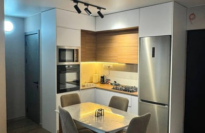 Appartement moderne et luxueux à louer, Batoumi, Géorgie