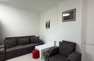Аренда комфортной меблированной квартиры 50м² с видом на море, Батуми, Грузия