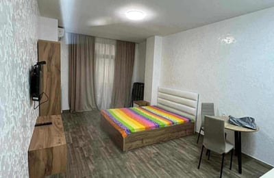 Studio compact et cosy 32m² à louer, Batoumi, Géorgie