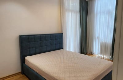 Modern Spacious Apartment 98m² for Rent, Batumi, Georgia