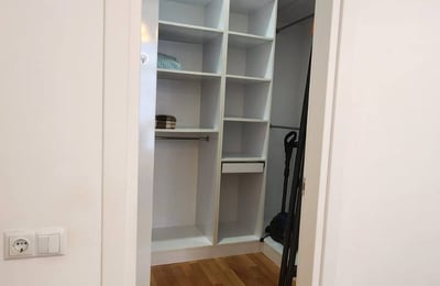 Modern Spacious Apartment 98m² for Rent, Batumi, Georgia
