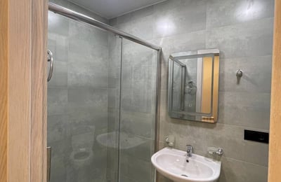 Gemütliche Wohnung 52m² für langfristige Miete in Batumi, Georgien zu vermieten