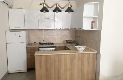 Сдаётся в аренду меблированная квартира (55м²) в частном доме, Батуми, Грузия