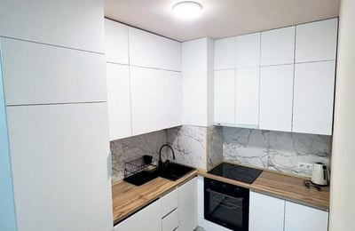 Appartement spacieux (52m²) à louer avec vue sur la mer, Batoumi, Géorgie