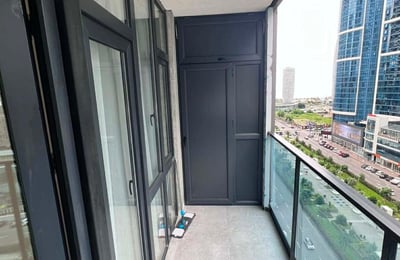 Appartement spacieux (52m²) à louer avec vue sur la mer, Batoumi, Géorgie