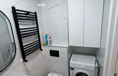 Appartement spacieux (52m²) à louer avec vue sur la mer, Batoumi, Géorgie