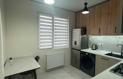 Gemütliche und moderne Wohnung (45m²) zur Miete in Batumi, Georgien