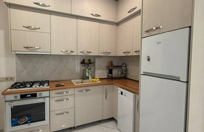 Аренда просторной, меблированной квартиры 70 м², Батуми, Грузия