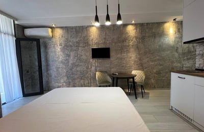 Gemütliches, möbliertes 37 m² Studio-Apartment zur Miete, Batumi, Georgien