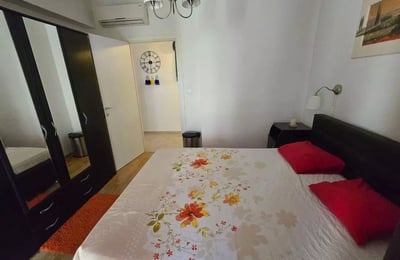 Location longue durée d’un appartement de 2 pièces, 75 m², à Bucarest, Roumanie