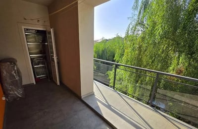 Location longue durée d’un appartement de 2 pièces, 75 m², à Bucarest, Roumanie