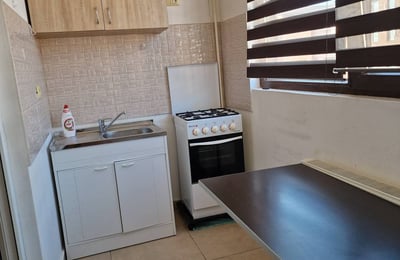 Miete einer gemütlichen 1-Zimmer-Wohnung, Military Residence, Bukarest, Sektor 6, Rumänien