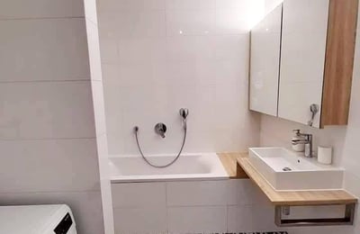 Location d'un appartement spacieux avec terrasse, 67 m², Staré Mesto, Bratislava, Slovaquie