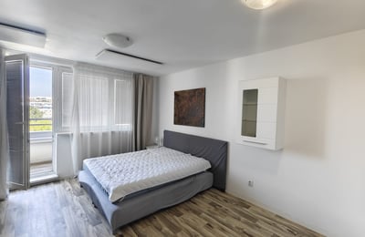 Estudio compacto 28m² en alquiler, Bratislava, Eslovaquia
