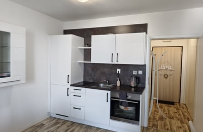 Estudio compacto 28m² en alquiler, Bratislava, Eslovaquia