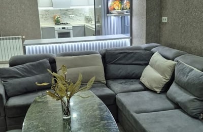 Appartement moderne 84m² à louer, Batoumi, Géorgie