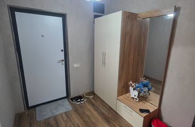 Apartamento moderno y amueblado de 2 habitaciones, 50 m², en Calligraphy Towers, Batumi, Georgia