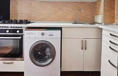 Alquiler a largo plazo de un estudio, 35 m², en el sector 3, Bucarest, Rumanía