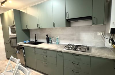 Аренда новой меблированной 4-комнатной квартиры 133 м², 6-й сектор, Бухарест, Румыния