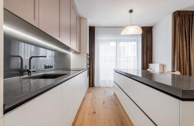 Alquiler de un apartamento elegante de 3 habitaciones, 121 m², Powiśle, Varsovia, Polonia