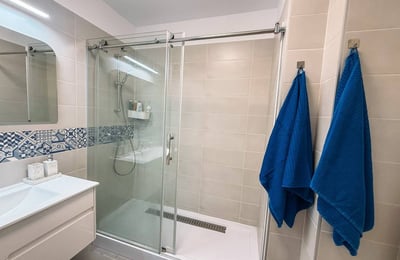 Location d’appartements confortables et meublés de 2 pièces, 54 m², Mamaia Nord, Constanța, Roumanie