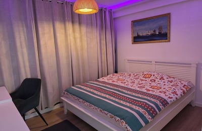 Rent of comfortable 4-room apartments, 115 m², with a sea view, Faleza Nord, Constanța, Romania