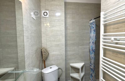 Rent of a comfortable 3-room apartment, Bucharest, Sector 6, Romania