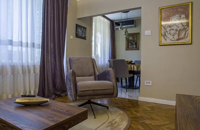Location d’un appartement confortable de 2 pièces, 40 m², près du parc Tašmajdan, Belgrade, Serbie