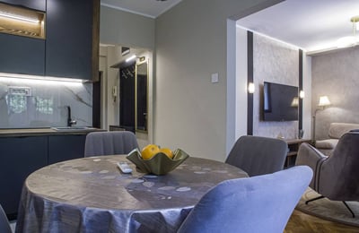 Location d’un appartement confortable de 2 pièces, 40 m², près du parc Tašmajdan, Belgrade, Serbie