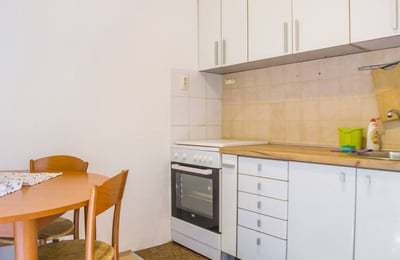 Miete einer hellen komfortablen 1-Zimmer-Wohnung, 32 m², nahe dem Stadtzentrum, Belgrad, Serbien