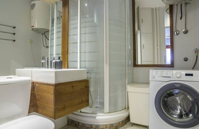 Miete einer komfortablen 3-Zimmer-Wohnung, 70 m², im Stadtzentrum, Belgrad, Serbien