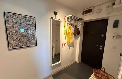 Rent of a comfortable furnished 2-room apartment, 52 m², Constanța, Romania