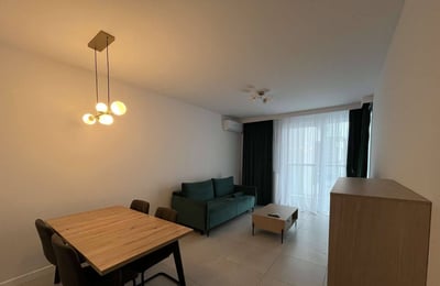 Alquiler de un apartamento elegante de 3 habitaciones, 71 m², Bemowo, Varsovia, Polonia