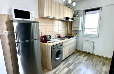 Rent of a comfortable 3-room penthouse, 85 m², Mamaia, Constanța, Romania