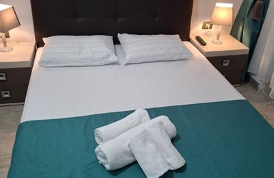 Alquiler de un apartamento espacioso de 2 habitaciones, 58 m², Mamaia Nord, Constanța, Rumanía