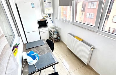 Miete einer gut ausgestatteten möblierten 2-Zimmer-Wohnung, Bukarest, Sektor 6, Rumänien