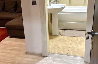 Location d’un appartement confortable, 45 m², Bucarest, Secteur 6, Roumanie