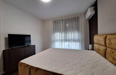 Rent of a new 2-room apartment, 50 m², opposite the riverfront, Zemun, Belgrade, Serbia