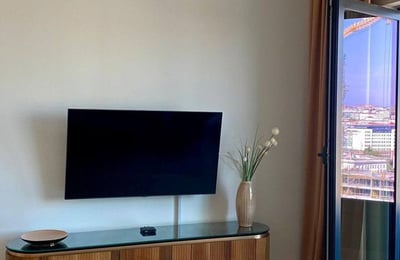 Miete einer 3-Zimmer-Wohnung mit Stadtblick, 90 m², BW Aria, Belgrad, Serbien