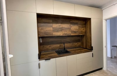 Аренда новой просторной 3-комнатной квартиры, 65 m², Бухарест, сектор 6, Румыния