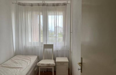 Alquiler de un apartamento amueblado y luminoso de 3 habitaciones, 65 m², Voždovac, Belgrado, Serbia