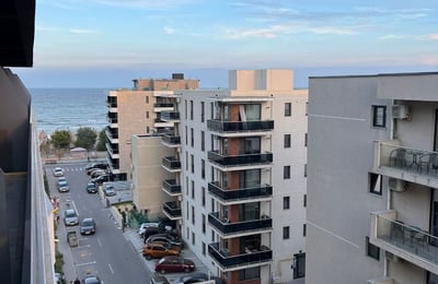 Alquiler de cómodos apartamentos de 2 habitaciones, 60 m², Mamaia, Constanța, Rumanía