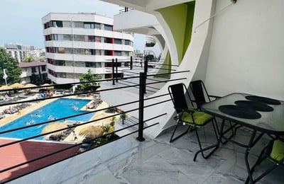 Alquiler de cómodos apartamentos de 1 habitación, 45 m², Mamaia, Constanța, Rumanía