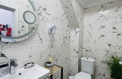 Alquiler de cómodos apartamentos de 1 habitación, 45 m², Mamaia, Constanța, Rumanía